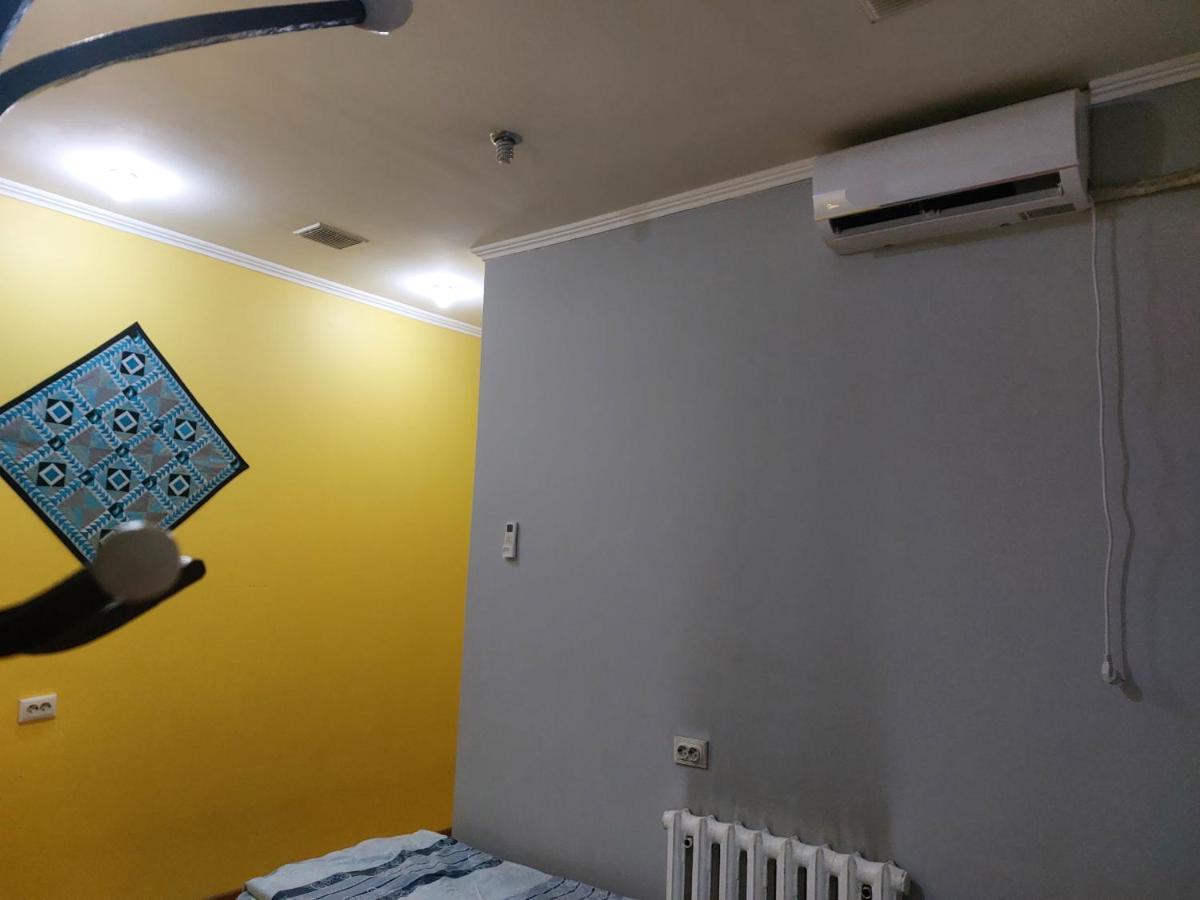 ホテルKonok Center オシ エクステリア 写真